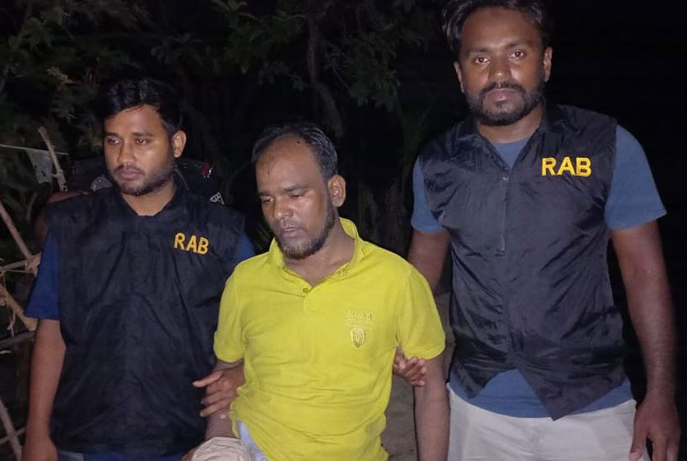 টেকনাফে র‍্যাবের অভিযানে অপহৃত যুবক উদ্ধার