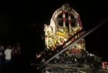 ভারতে রথযাত্রায় বিদ্যুতায়িত হয়ে শিশুসহ নিহত ১১