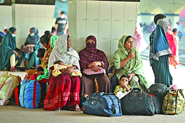 আকাশছোঁয়া পরিবহন ভাড়া 