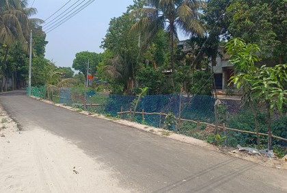 সরকারি জায়গা দখলের প্রতিবাদ করায় ব্যবসায়ীকে মারধরের অভিযোগ
