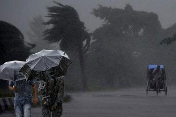 রাজধানীসহ দেশের বিভিন্ন জেলায় কালবৈশাখী ঝড়ের পূর্বাভাস
