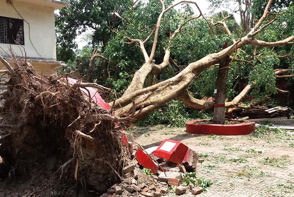 বগুড়ায় কালবৈশাখী ঝড়ে ব্যাপক ক্ষতি