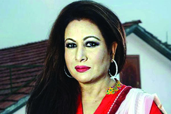 ২২ বছর পর অরুণার সঙ্গে