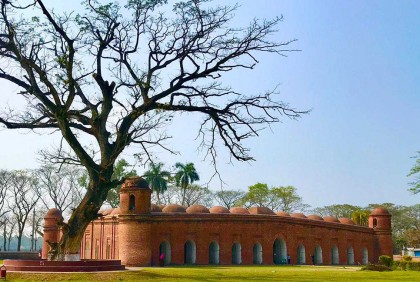 দক্ষিণ পশ্চিমাঞ্চলে ঈদের প্রধান জামাত ষাটগম্বুজ মসজিদে