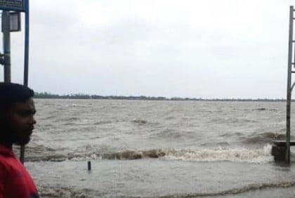 শিলাবৃষ্টির আভাস, নদীবন্দরকে ২ নম্বর সতর্কতা