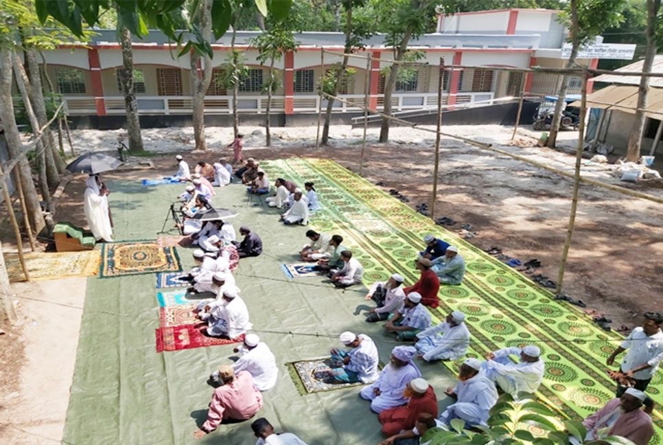 চাঁদপুরের দুটি গ্রামে আজ উদযাপিত হচ্ছে ঈদুল ফিতর
