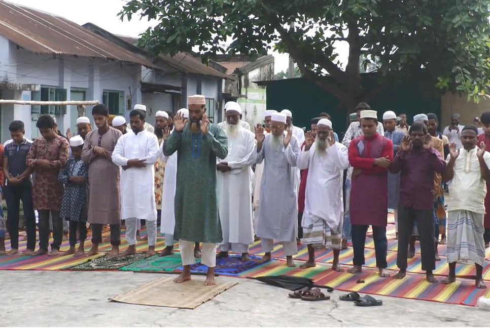 ঝিনাইদহের হরিণাকুণ্ডুর ১০ গ্রামে ঈদ উদযাপন