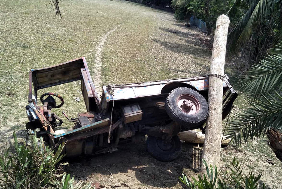 বাগেরহাটে নছিমন উল্টে নিহত ১ 