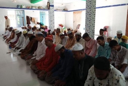 মোংলার কয়েকটি গ্রামে ঈদ উদযাপন 