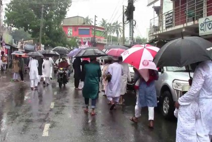 চুয়াডাঙ্গায় মসজিদে মসজিদে ঈদের জামাত