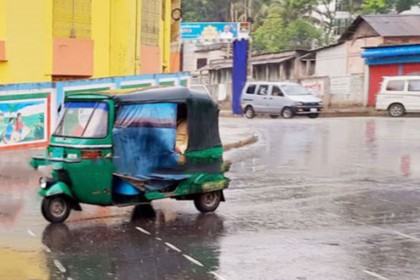 সিলেটে ঈদ আনন্দে বৃষ্টির বাগড়া

