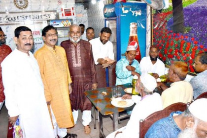 এবার দিনাজপুরে ঈদে মানবতার মেহমানদারী