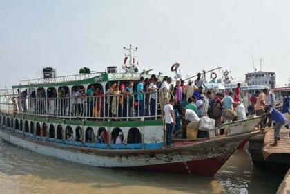 বাংলাবাজার-শিমুলিয়া নৌরুটে লঞ্চ-স্পিডবোট চলাচল বন্ধ