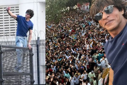 ঈদের দিনে ভক্তদের দেখা দিলেন শাহরুখ, তুললেন সেলফি