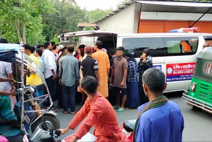 নড়িয়ায় প্রসূতি মৃত্যুর অভিযোগ, হাসপাতাল ভাংচুর 