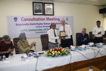 জিআইএফএস, কানাডা প্রতিনিধি দলের বশেমুরকৃবি পরিদর্শন