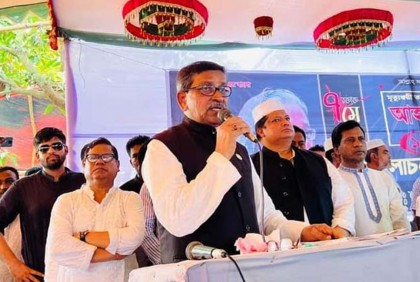 প্রধানমন্ত্রীর দয়ায় খালেদা জিয়া জেলের পরিবর্তে বাসায় : হানিফ


