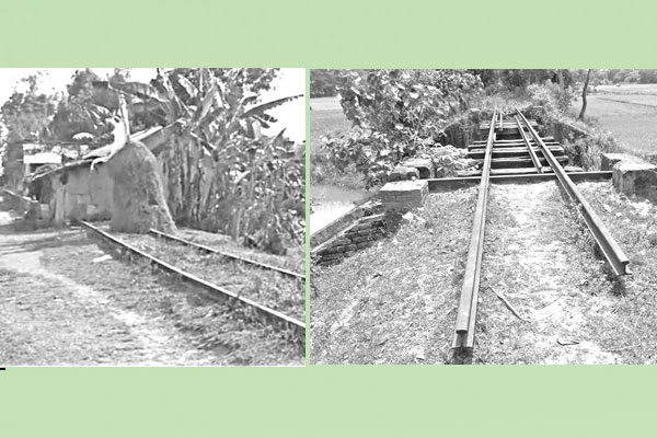 রেললাইনে বসতঘর, লুট হচ্ছে কোটি টাকার সম্পদ