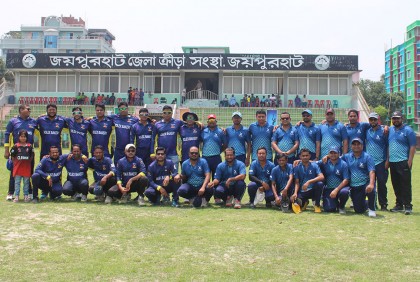 জয়পুরহাটে প্রাক্তন ক্রিকেটারদের প্রীতি ম্যাচ
