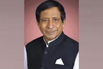 হঠাৎ অসুস্থ সমাজকল্যাণমন্ত্রীকে এয়ার অ্যাম্বুলেন্সে আনা হলো ঢাকায়