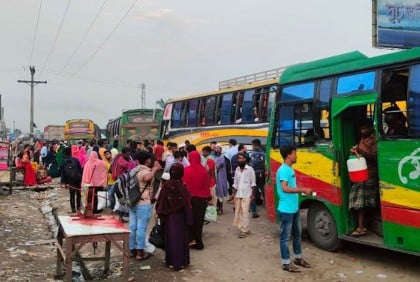 বঙ্গবন্ধু সেতুর পশ্চিমপাড় মহাসড়কে বেড়েছে গাড়ির চাপ