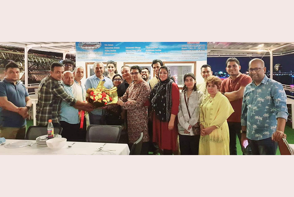 কম্বোডিয়ার বাংলাদেশি কমিউনিটির সঙ্গে বিজিএমইএ সভাপতির মতবিনিময় 