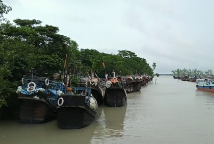 ঘূর্ণিঝড় অশনির প্রভাবে বাগেরহাটে বৃষ্টি 