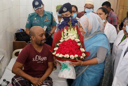 ক্রিকেটপ্রেমী টাইগার মিলনের পাশে পুনাক সভানেত্রী 

