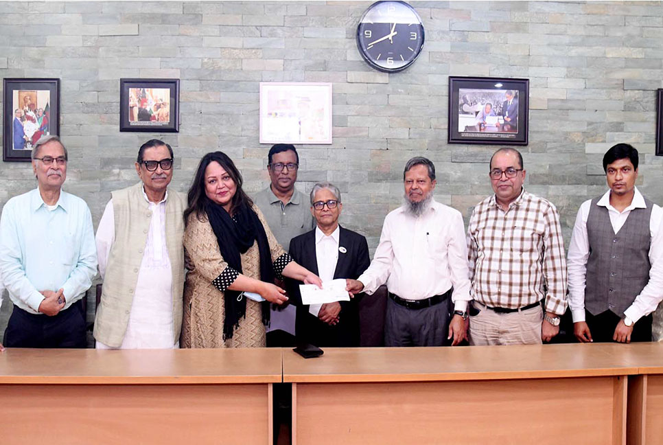 ঢাবি’র সাংবাদিকতা বিভাগে ২৫ লাখ টাকার ট্রাস্ট ফান্ড গঠন