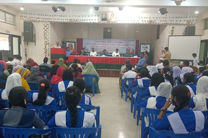 কালিয়াকৈরে শিশু মেলার উদ্বোধন ও আলোচনা সভা