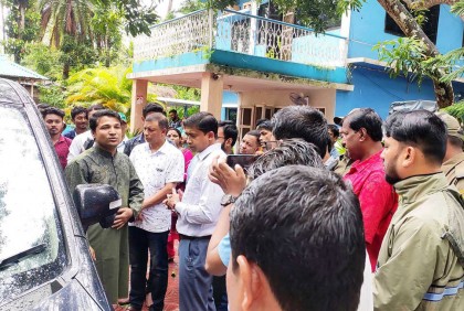 বিদায়ী ইউএনও কাঁদলেন, কাঁদালেন