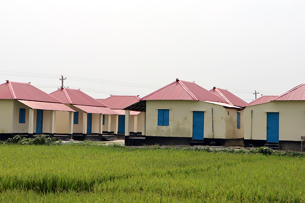 ঠাকুরগাঁওয়ে আশ্রয়ণ প্রকল্পে ভাঙচুর, থানায় মামলা