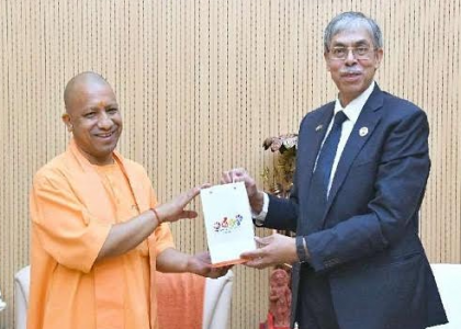 বাংলাদেশিদের বিনিয়োগের আহ্বান ভারতের উত্তর প্রদেশের মুখ্যমন্ত্রীর