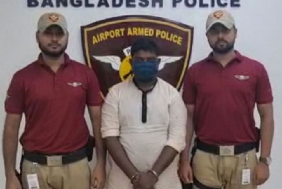 পেটের ভেতর মিলল ৪ হাজার ৬৭৫টি ইয়াবা!