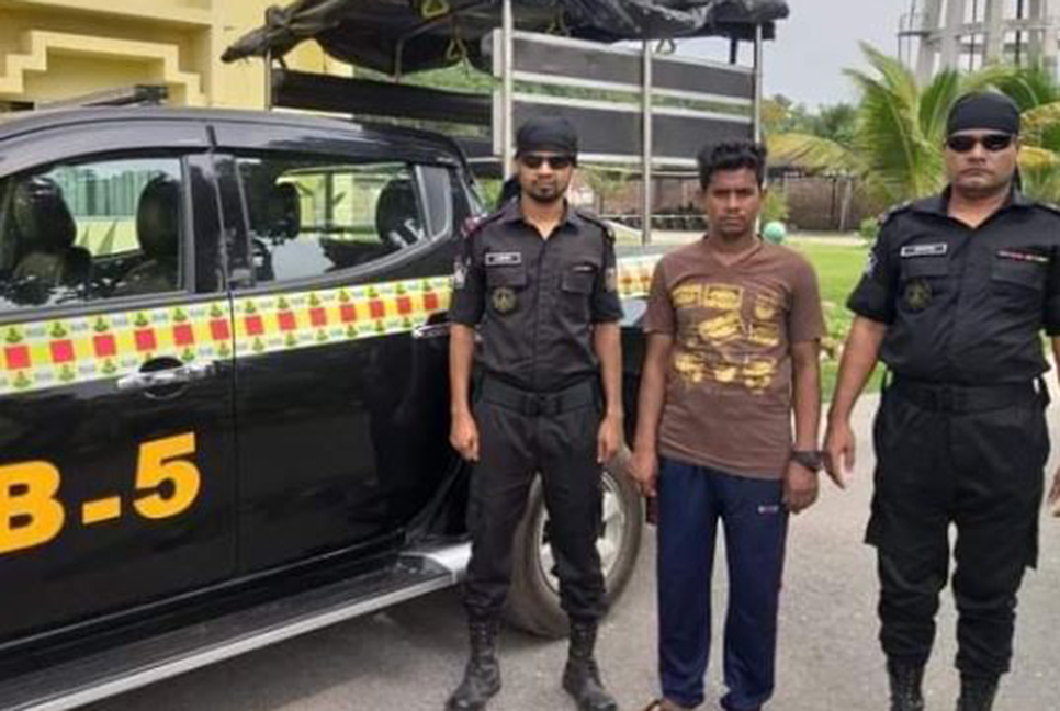 বড়াইগ্রামে স্কুলছাত্রীকে ধর্ষণ, আটক ১ 
