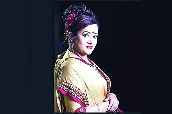 অভিনয়ে ফিরছেন ববিতা