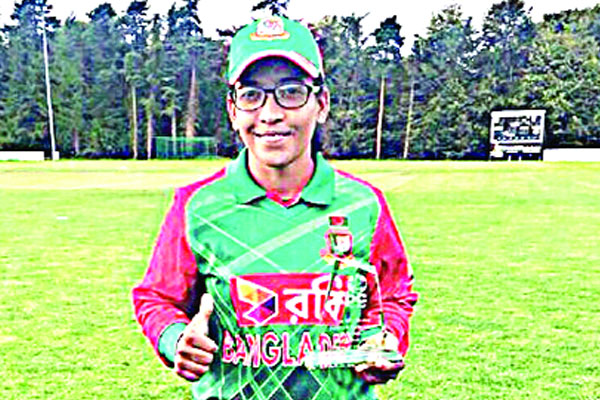 দুবাইয়ে ঝড়ো ব্যাটিং