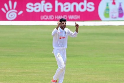 নাঈমের জোড়া আঘাতে টাইগার শিবিরে স্বস্তি