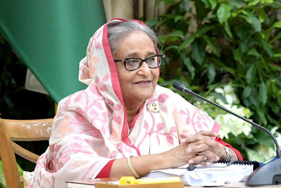 বৈশ্বিক মন্দার মধ্যেও দেশে দ্রব্যমূল্য অনেকটা নিয়ন্ত্রণে: প্রধানমন্ত্রী