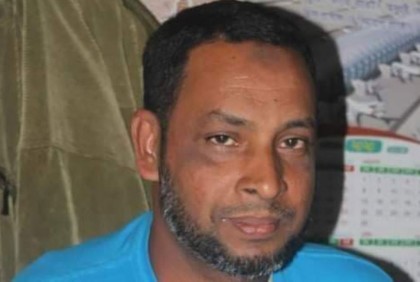 
সুরমায় নৌকাডুবিতে ব্যবসায়ী
নিখোঁজ, দুইজনের লাশ উদ্ধার