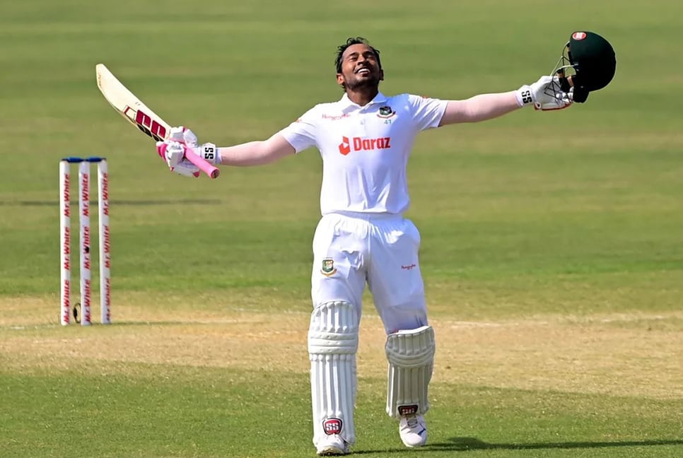 দিন শেষে চালকের আসনে টাইগাররা