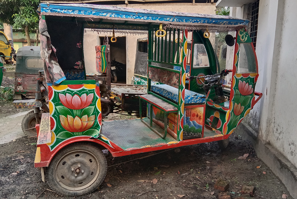 পাকুন্দিয়ায় সড়ক দুর্ঘটনায় মোটরসাইকেল আরোহী নিহত 