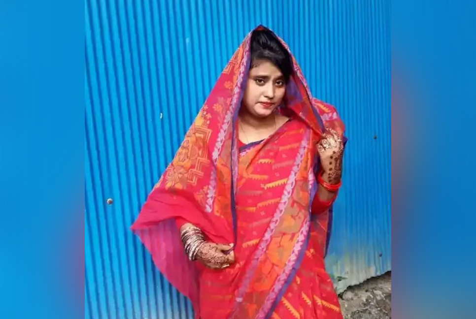 শ্বশুরবাড়ি থেকে গৃহবধূর মরদেহ উদ্ধার, পরিবারের দাবি হত্যাকাণ্ড