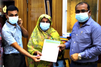 ১১ দফা দাবিতে দিনাজপুরে বাকবিশিসের স্মারকলিপি প্রদান 