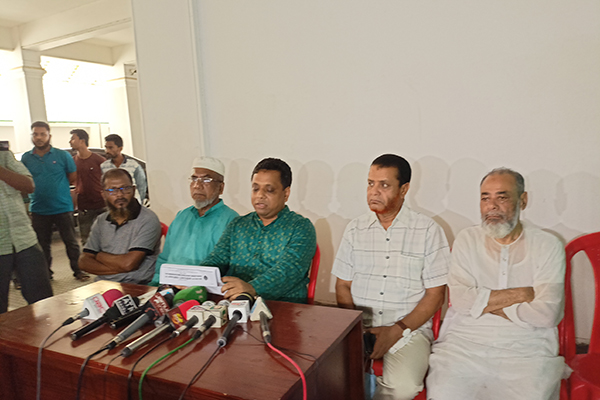 দল থেকে পদত্যাগ করলেন মেয়র প্রার্থী কায়সার 