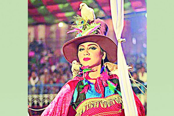 সেন্সর ছাড়পত্রে জয়ার ‘বিউটি সার্কাস’
