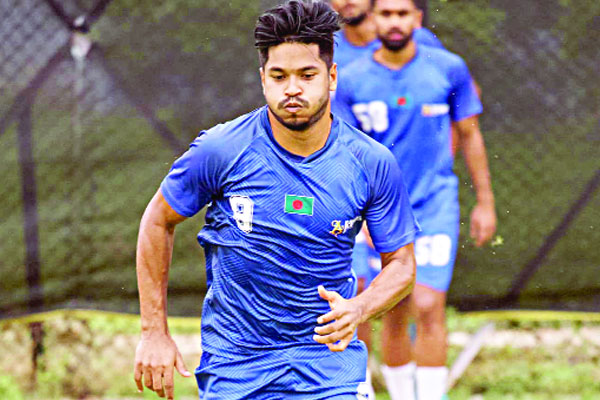 বসুন্ধরার সামনে মোহনবাগান