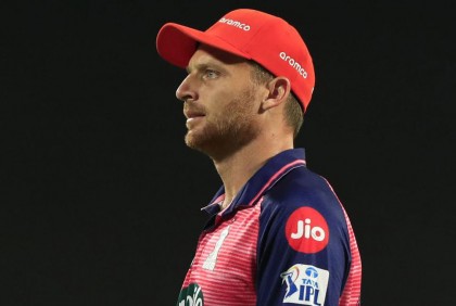 কমলা টুপির লড়াইয়ে ফিরলেন ফ্যাফ, বাটলারের দূরত্ব বাড়ানোর চ্যালেঞ্জ