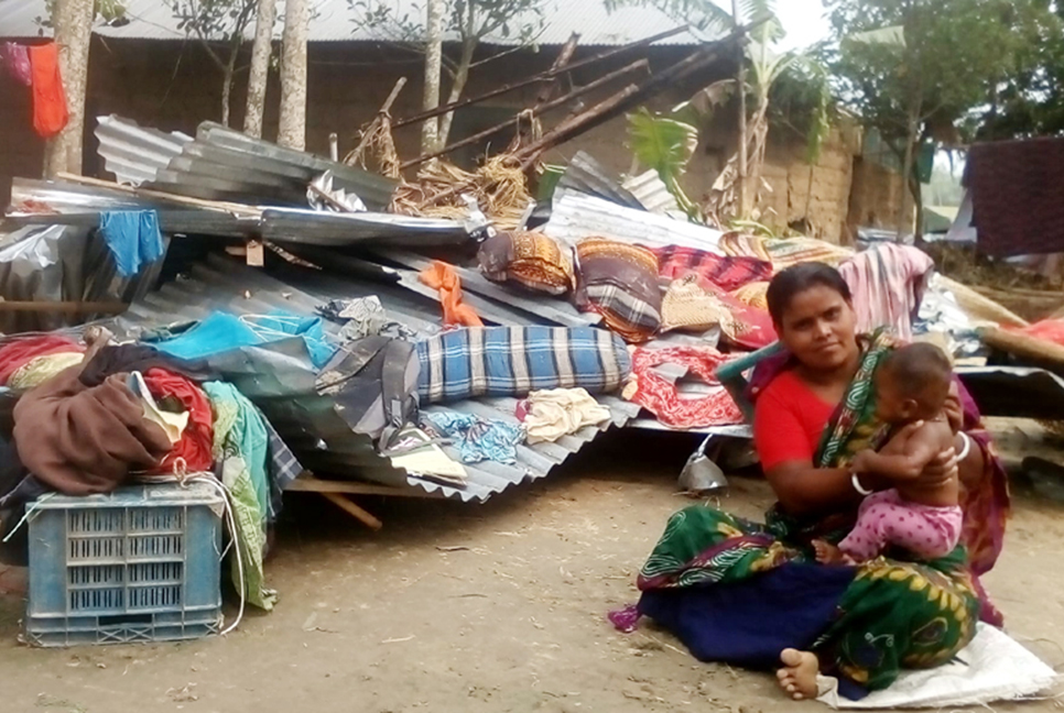 নওগাঁয় কালবৈশাখীর তাণ্ডব, ঘরবাড়ি লন্ডভন্ড