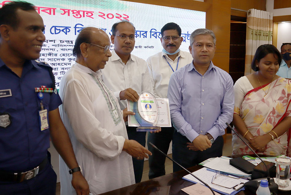 ঠাকুরগাঁওয়ে শ্রেষ্ঠ এসিল্যান্ড কামরুল হাসান